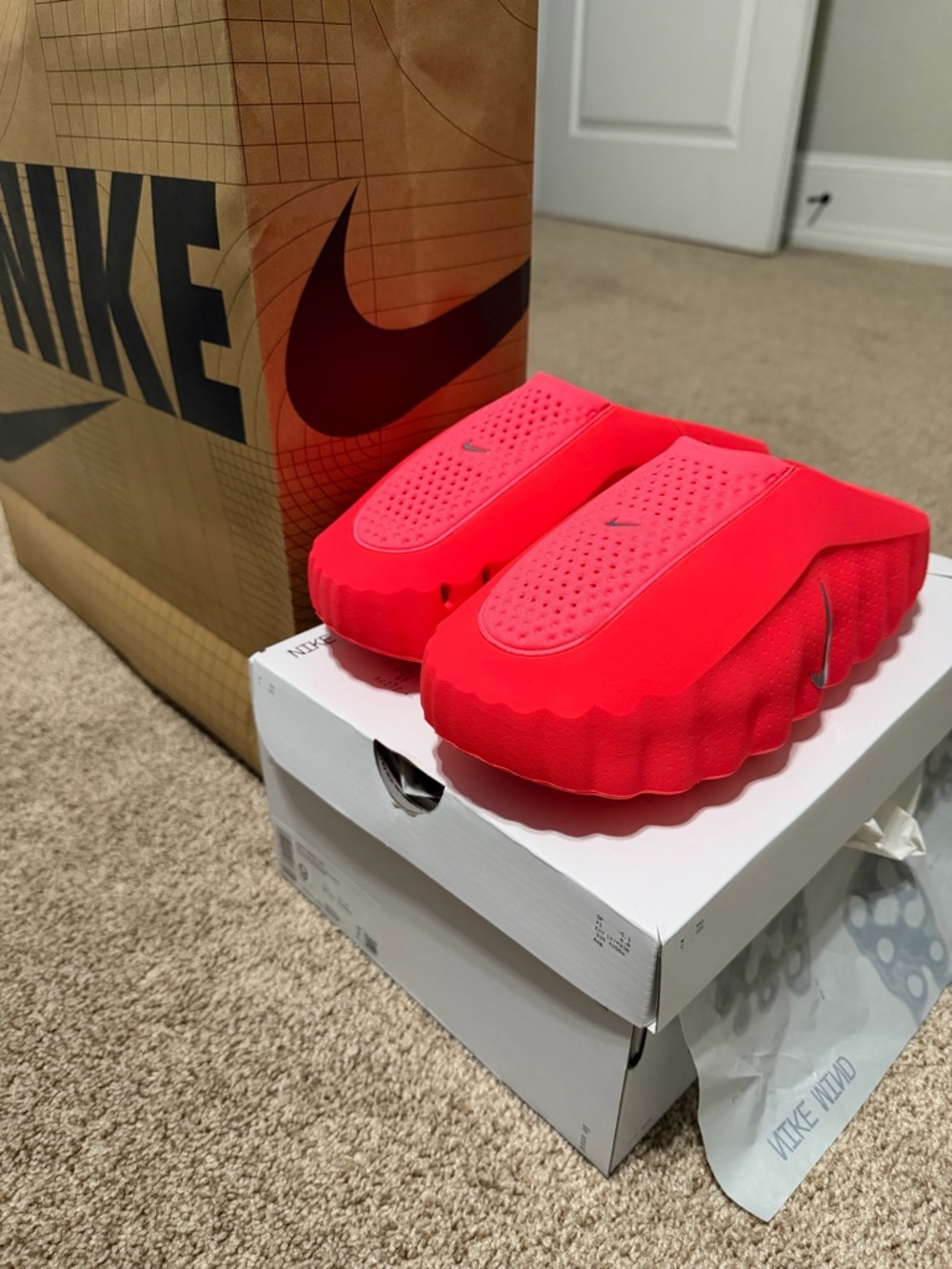 Nike Mind 001